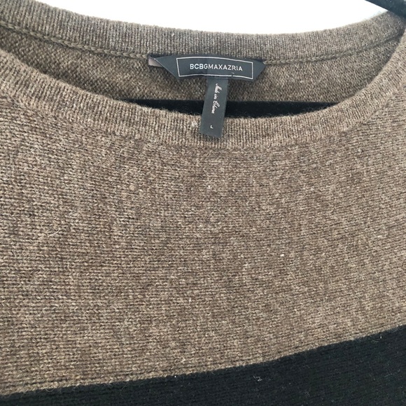 BCBG sweater - Picture 5 of 8